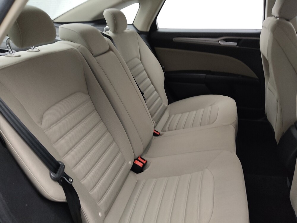 2018 Ford Fusion in Columbia, SC 29210 - 18076697 19