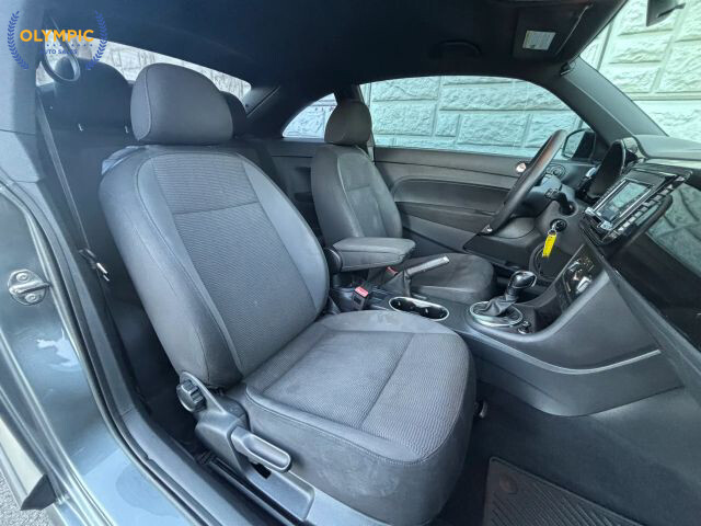 2014 Volkswagen Beetle in Decatur, GA 30032 - 18076715 24