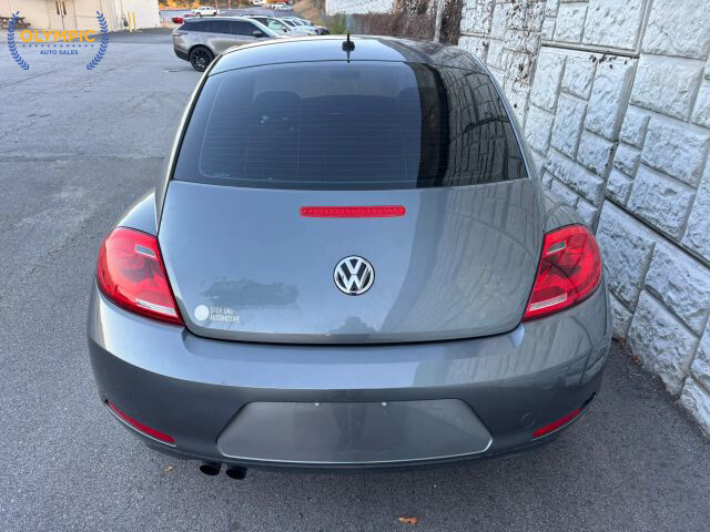 2014 Volkswagen Beetle in Decatur, GA 30032 - 18076715 5