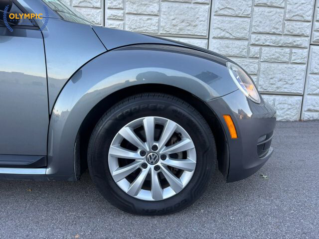 2014 Volkswagen Beetle in Decatur, GA 30032 - 18076715 11