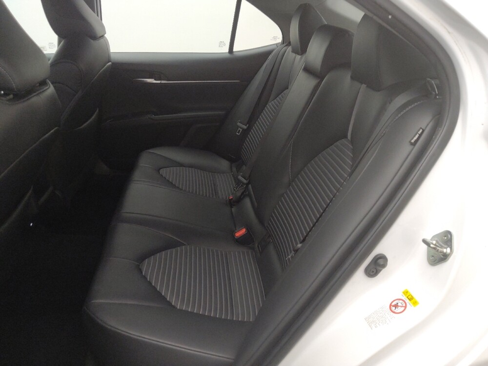 2018 Toyota Camry in Houston, TX 77060 - 18076723 18