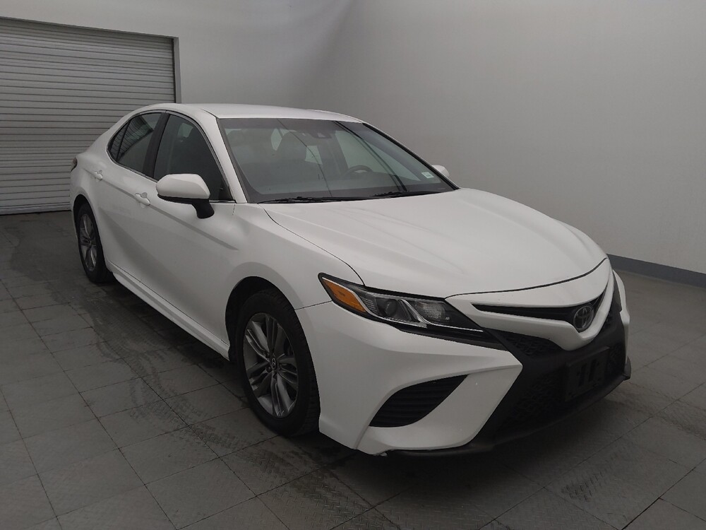 2018 Toyota Camry in Houston, TX 77060 - 18076723 13