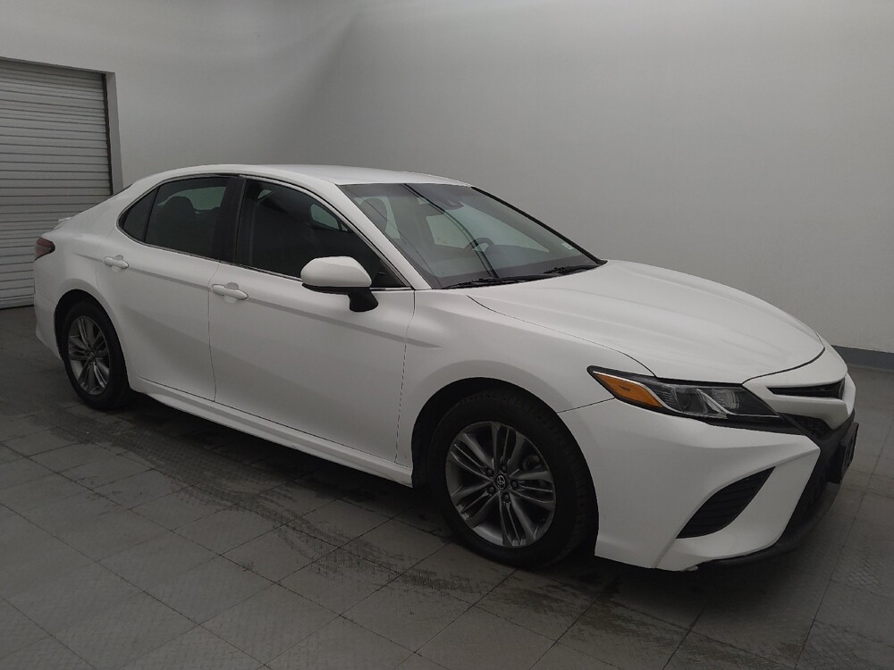 2018 Toyota Camry in Houston, TX 77060 - 18076723 11