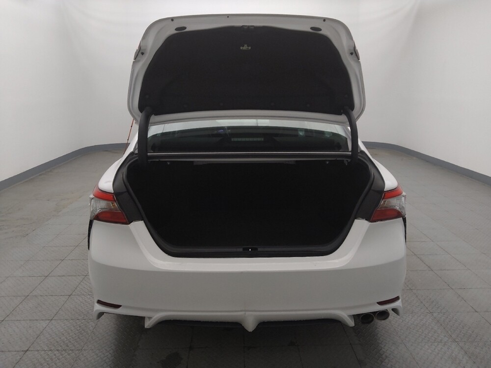 2018 Toyota Camry in Houston, TX 77060 - 18076723 29