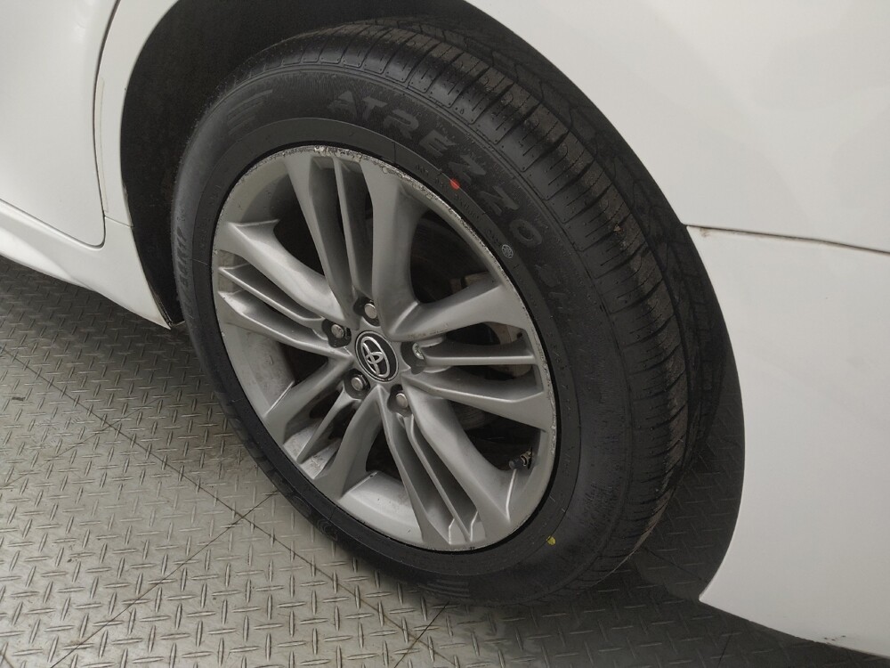 2018 Toyota Camry in Houston, TX 77060 - 18076723 31