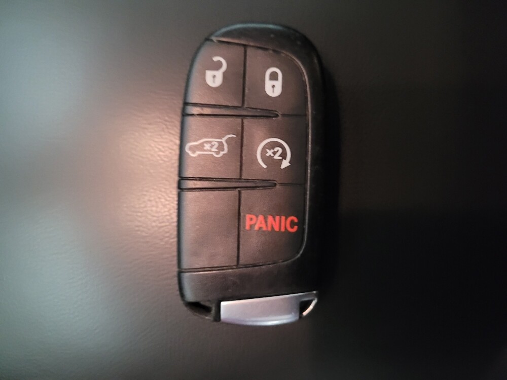 2020 Jeep Grand Cherokee in Montclair, CA 91763 - 18076732 32