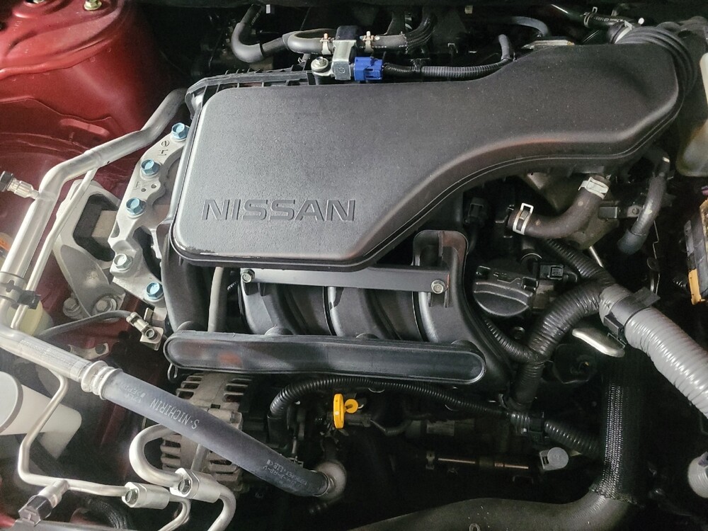 2019 Nissan Rogue Sport in Macon, GA 31210 - 18076749 30