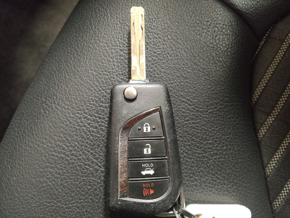 2019 Toyota Camry in Fort Worth, TX 76116 - 18076764 32