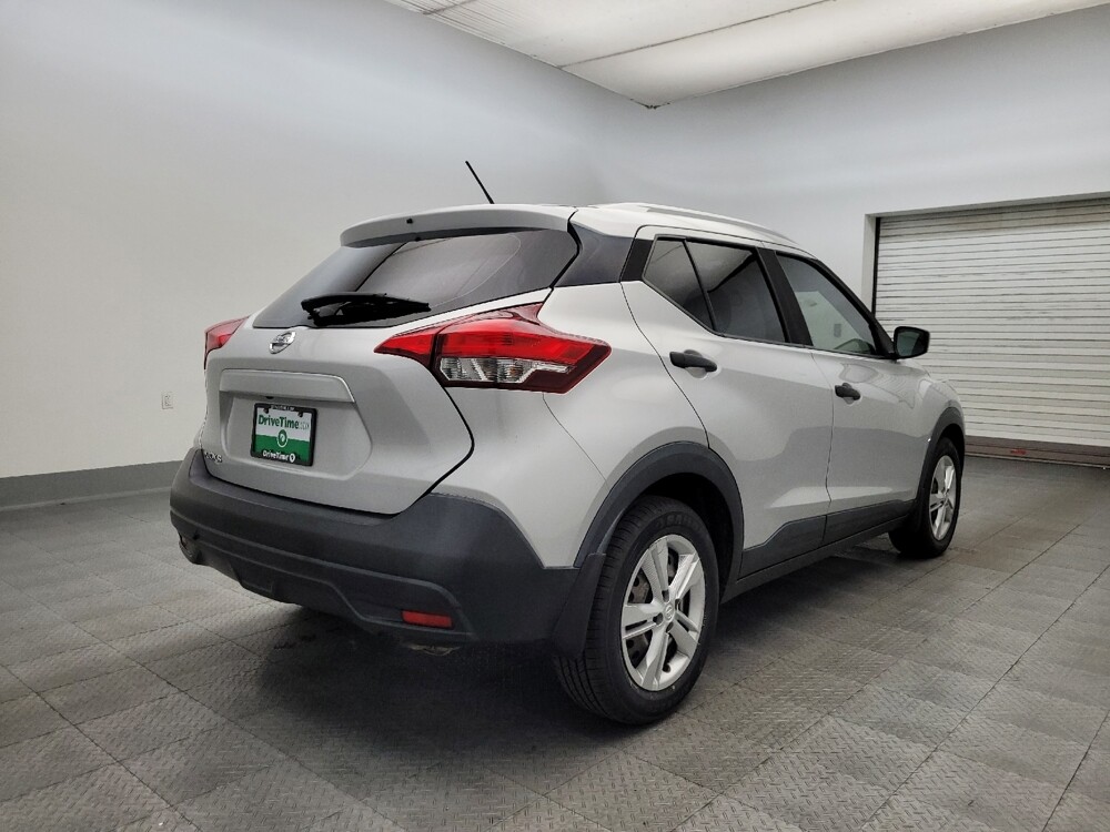 2019 Nissan Kicks in Phoenix, AZ 85015 - 18076773 9