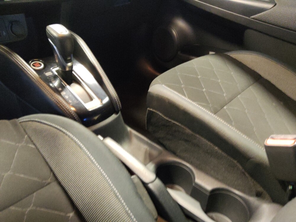 2019 Nissan Kicks in Phoenix, AZ 85015 - 18076773 26