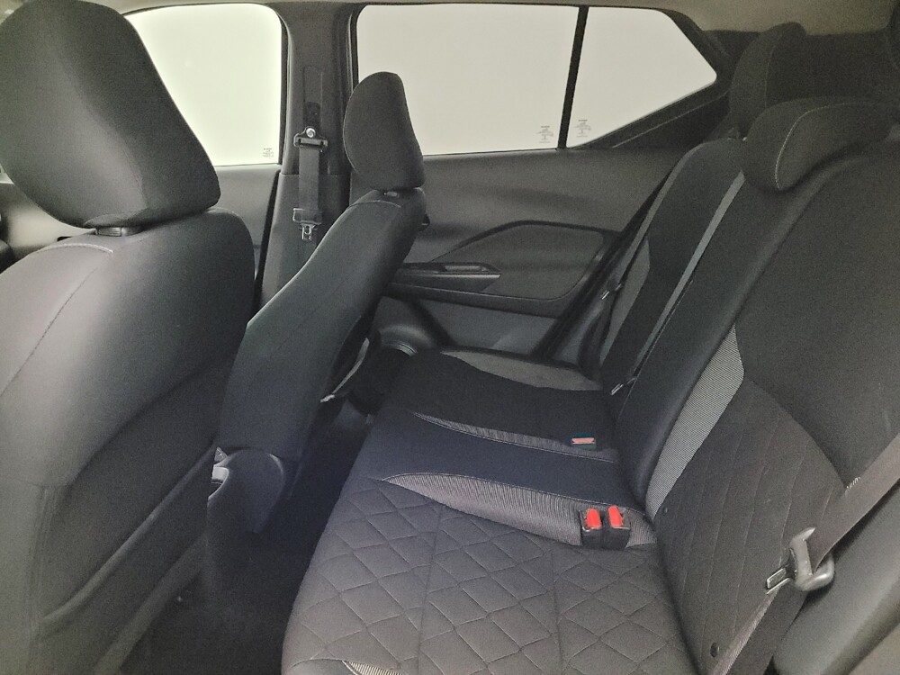 2019 Nissan Kicks in Phoenix, AZ 85015 - 18076773 18