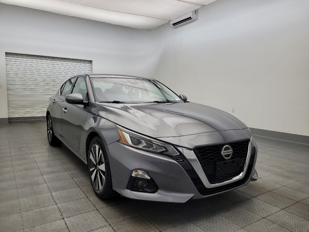 2019 Nissan Altima in Phoenix, AZ 85022 - 18076777 13