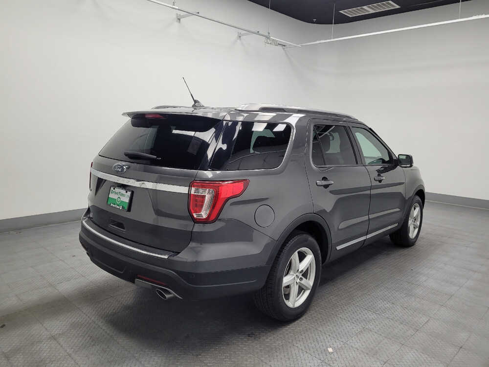 2018 Ford Explorer in Las Vegas, NV 89104 - 18076787 9