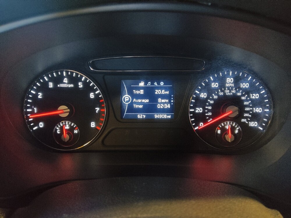 2017 Kia Sorento in Orlando, FL 32808 - 18076810 23