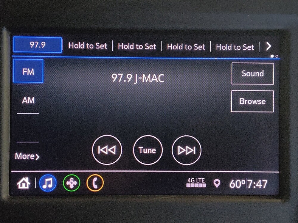 2020 Chevrolet Equinox in Houston, TX 77060 - 18076847 25