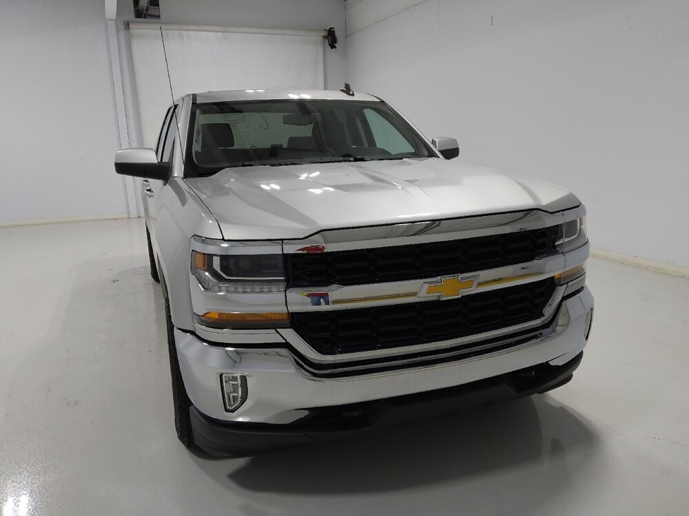 2018 Chevrolet Silverado 1500 in Columbus, OH 43228 - 18076852 14