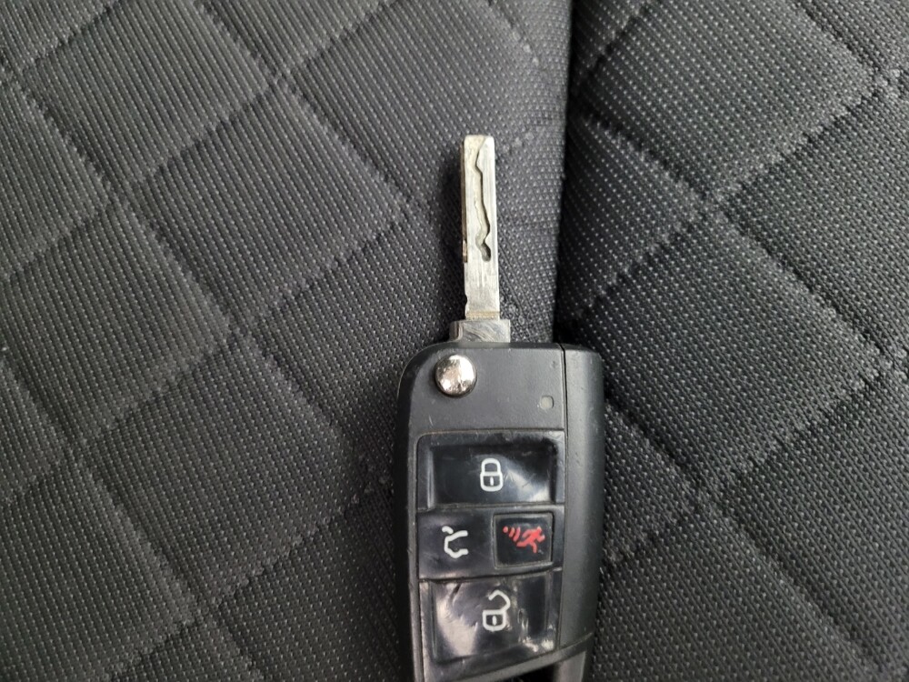 2021 Volkswagen Atlas in Lombard, IL 60148 - 18076918 32