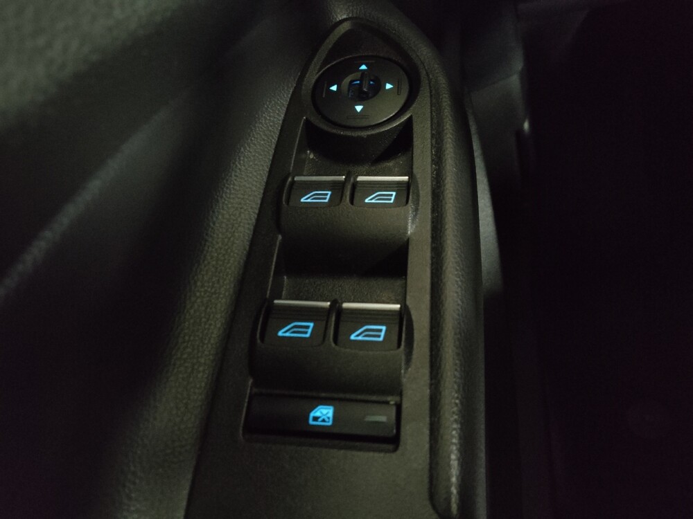 2016 Ford C-MAX in Conyers, GA 30094 - 18076921 27