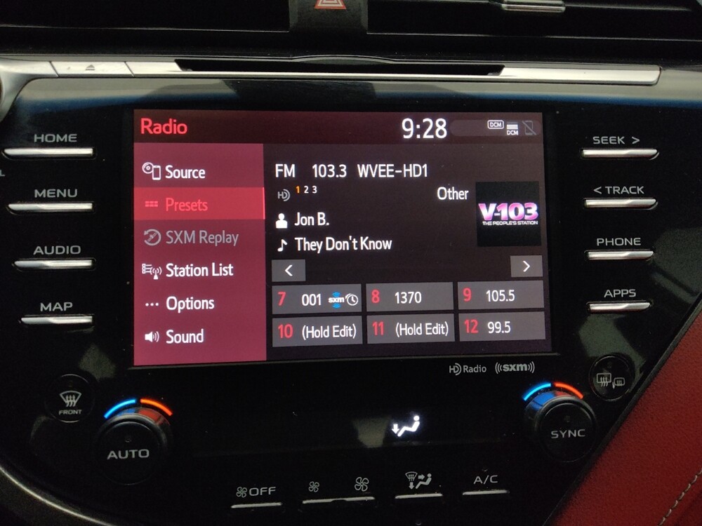 2020 Toyota Camry in Union City, GA 30291 - 18076937 25