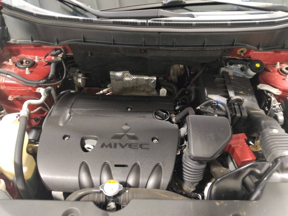 2015 Mitsubishi Outlander Sport in Columbus, OH 43228 - 18076941 30