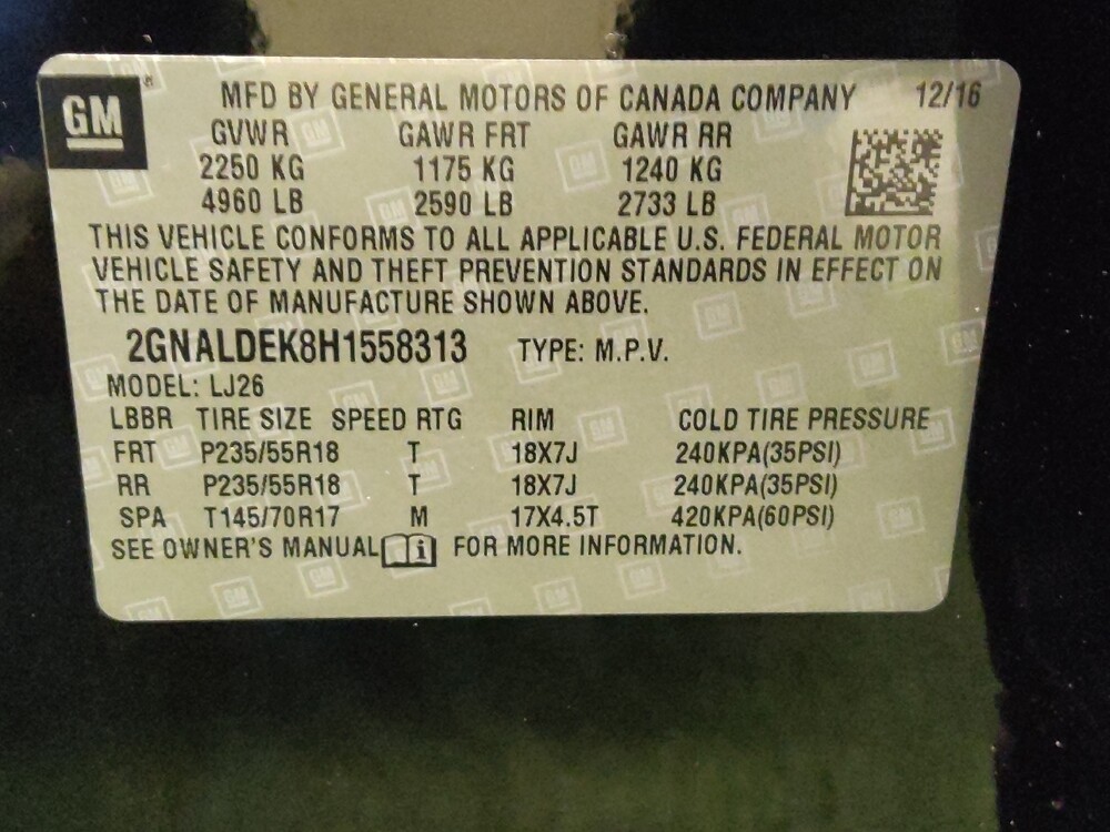 2017 Chevrolet Equinox in Glendale, AZ 85301 - 18076984 33