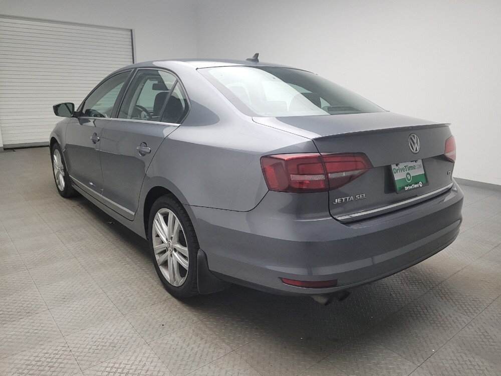2017 Volkswagen Jetta in Grand Rapids, MI 49508 - 18076989 5