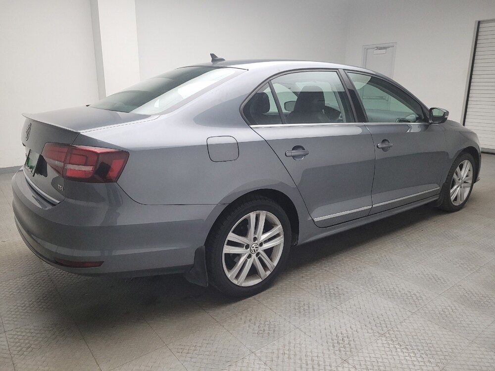 2017 Volkswagen Jetta in Grand Rapids, MI 49508 - 18076989 10