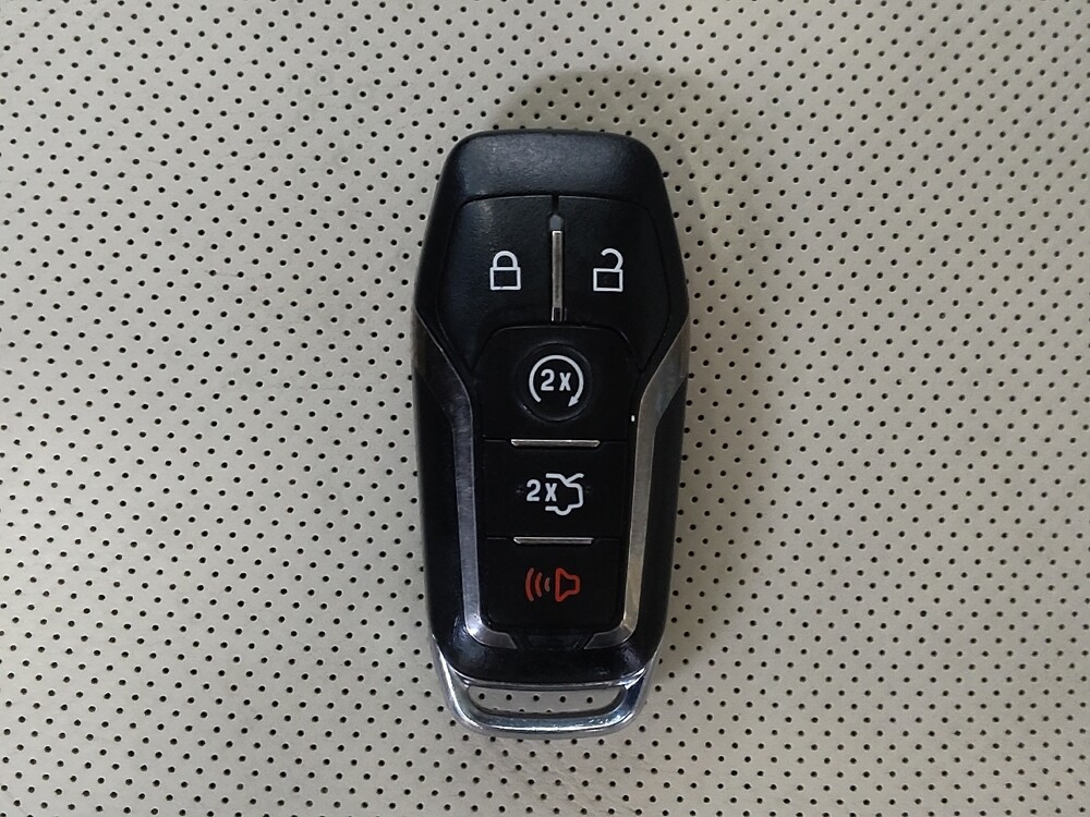 2015 Lincoln MKC in Fairfield, OH 45014 - 18076998 32