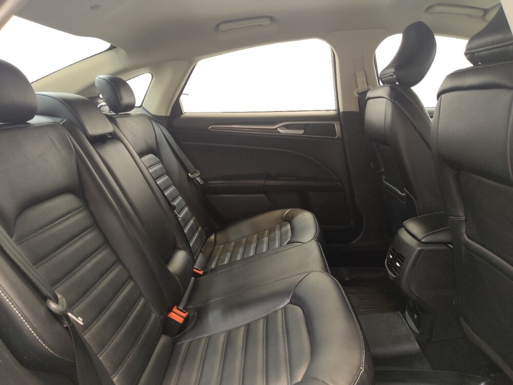 2017 Ford Fusion in Fairfield, OH 45014 - 18077000 19