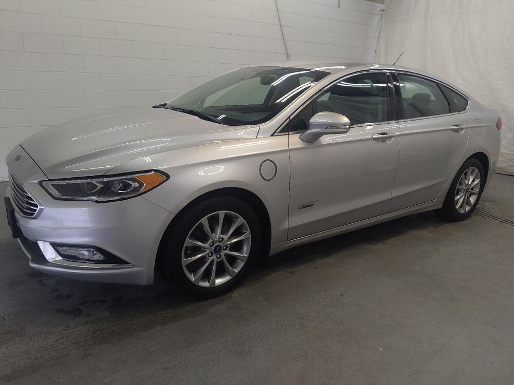 2017 Ford Fusion in Fairfield, OH 45014 - 18077000 2