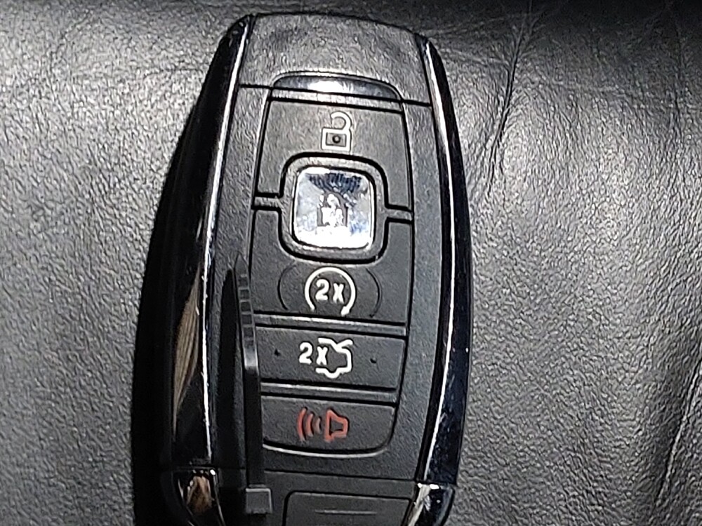 2017 Lincoln MKC in El Paso, TX 79907 - 18077010 32