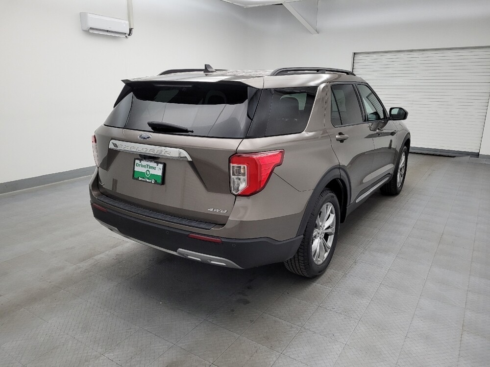 2021 Ford Explorer in Fairfield, OH 45014 - 18077015 9