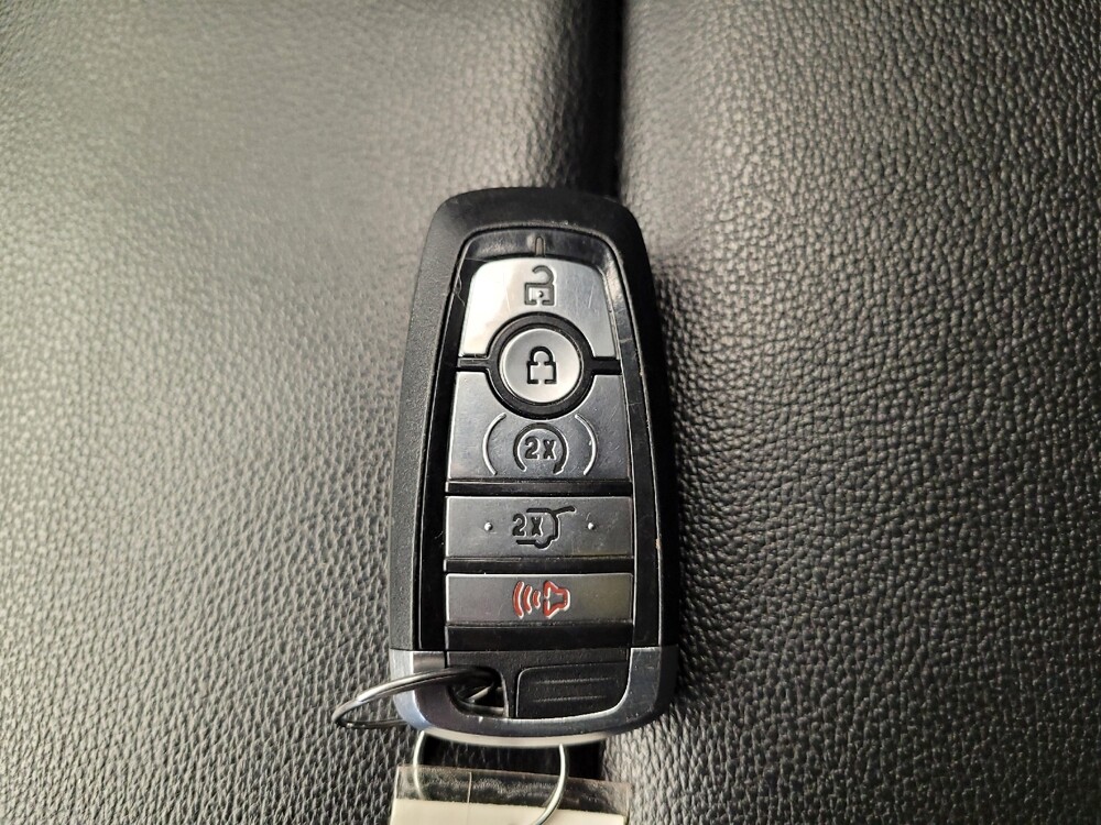 2021 Ford Explorer in Fairfield, OH 45014 - 18077015 32