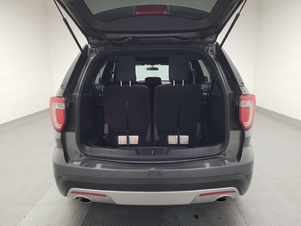 2017 Ford Explorer in Montclair, CA 91763 - 18077016 29