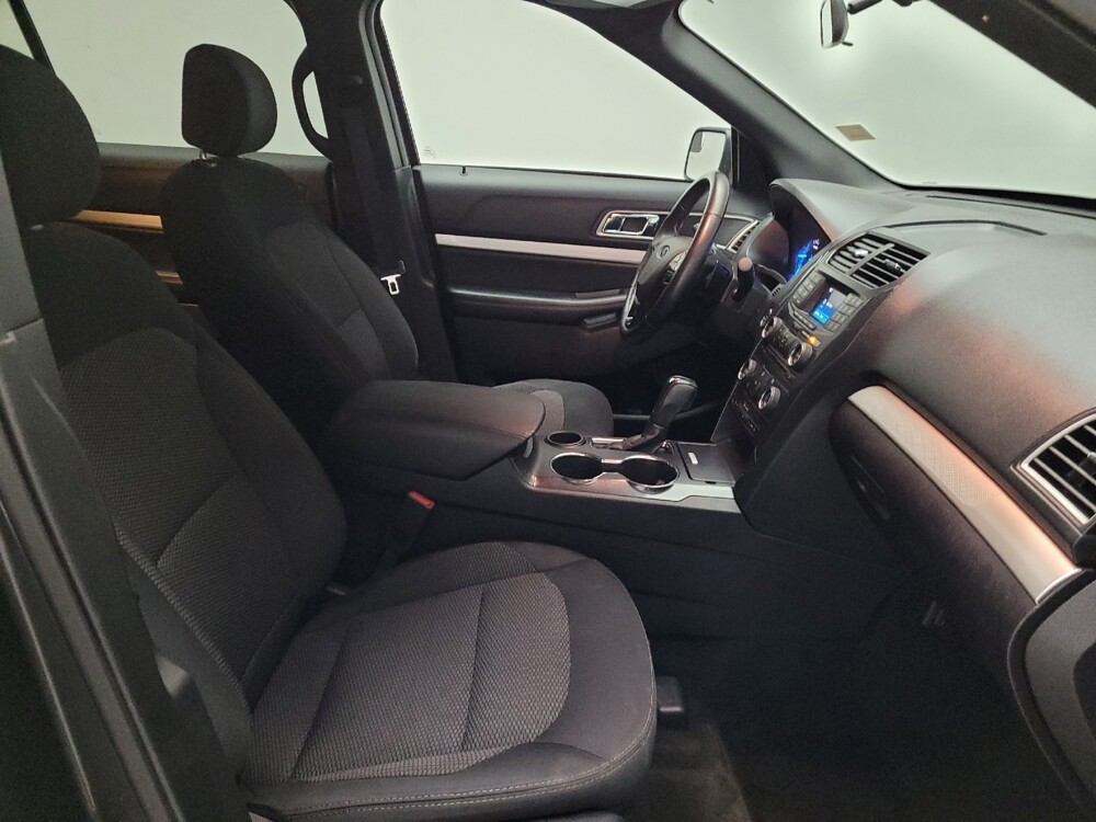 2017 Ford Explorer in Montclair, CA 91763 - 18077016 21