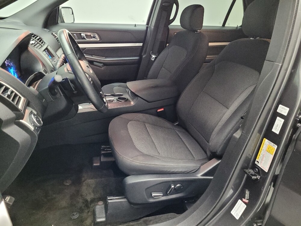 2017 Ford Explorer in Montclair, CA 91763 - 18077016 17