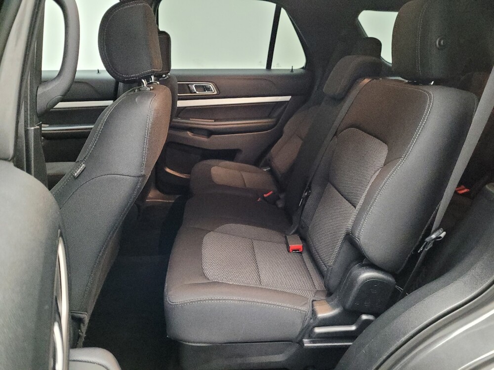 2017 Ford Explorer in Montclair, CA 91763 - 18077016 18