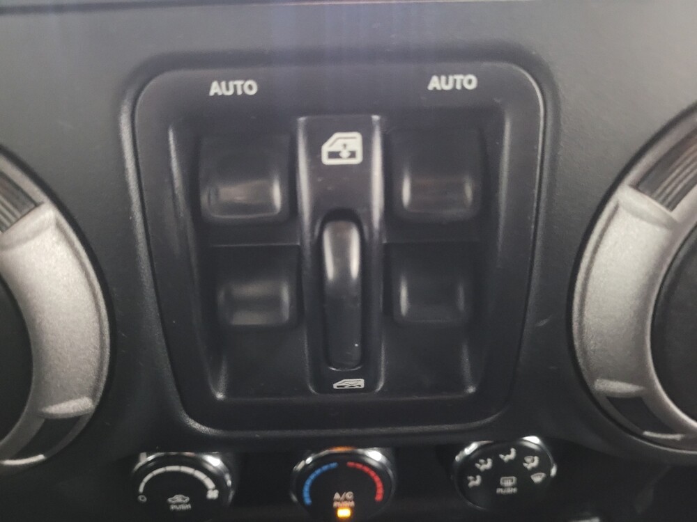 2016 Jeep Wrangler in Memphis, TN 38115 - 18077038 26