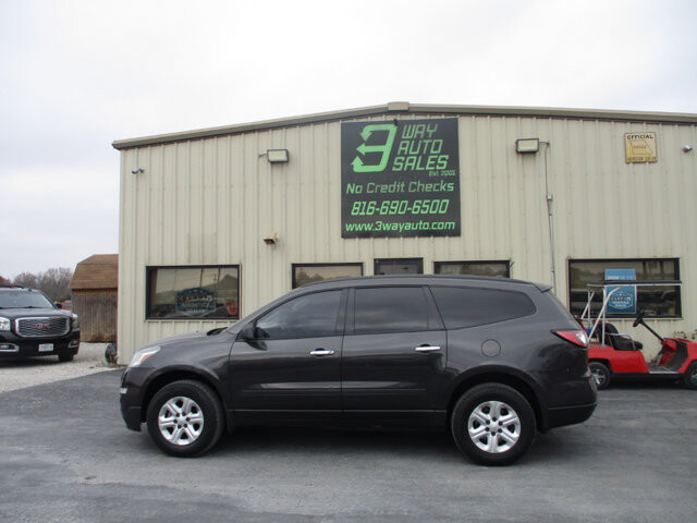 2015 Chevrolet Traverse in Oak Grove, MO 64075 - 18077049 8