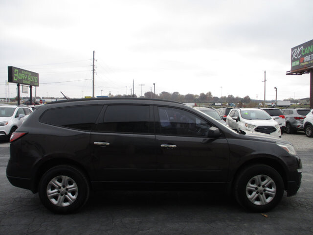 2015 Chevrolet Traverse in Oak Grove, MO 64075 - 18077049 4