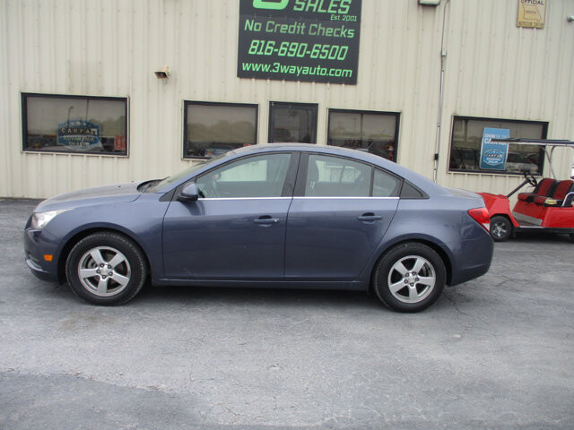2014 Chevrolet Cruze in Oak Grove, MO 64075 - 18077050 8