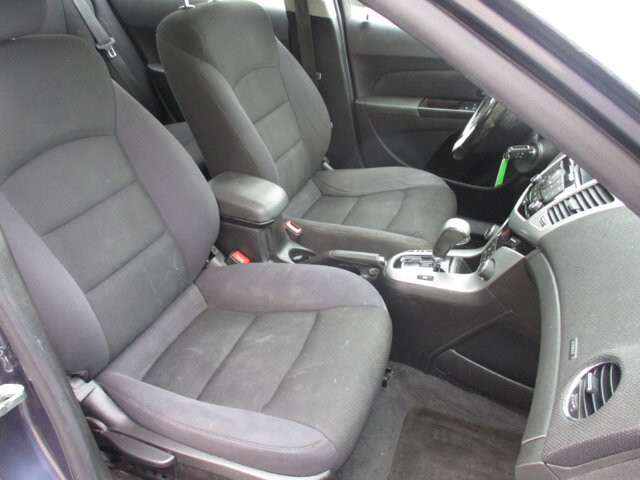 2014 Chevrolet Cruze in Oak Grove, MO 64075 - 18077050 10