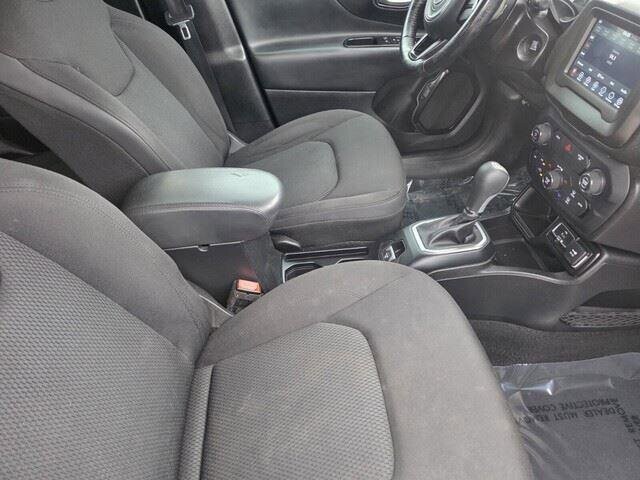 2018 Jeep Renegade in Mesa, AZ 85212 - 18077056 32