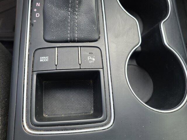 2020 Kia Sorento in Mesa, AZ 85212 - 18077060 22