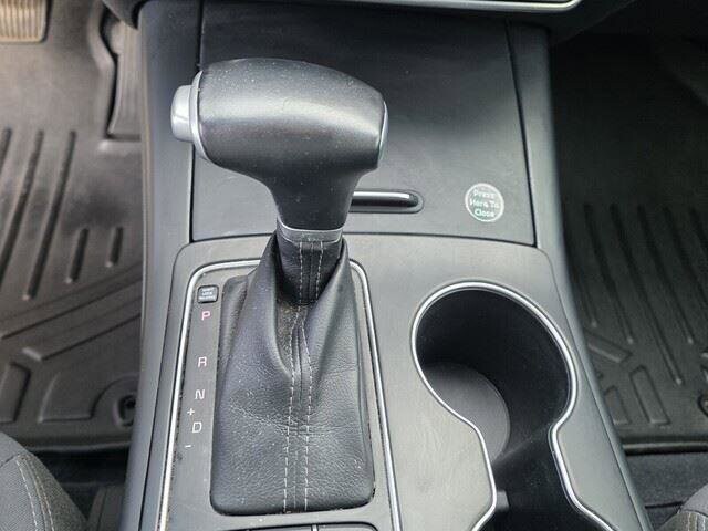 2020 Kia Sorento in Mesa, AZ 85212 - 18077060 21