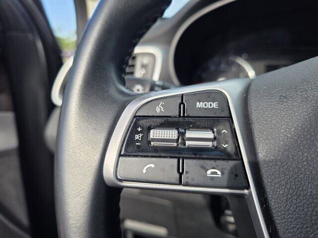 2020 Kia Sorento in Mesa, AZ 85212 - 18077060 26