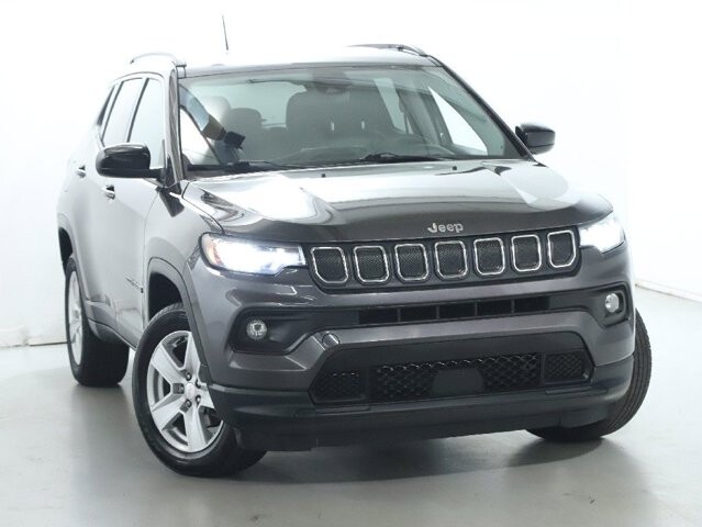 2022 Jeep Compass in Bedford, OH 44146 - 18077067 2