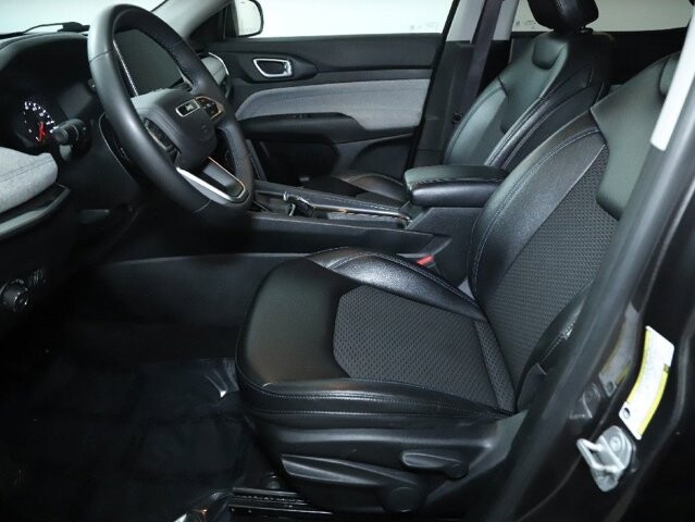 2022 Jeep Compass in Bedford, OH 44146 - 18077067 18