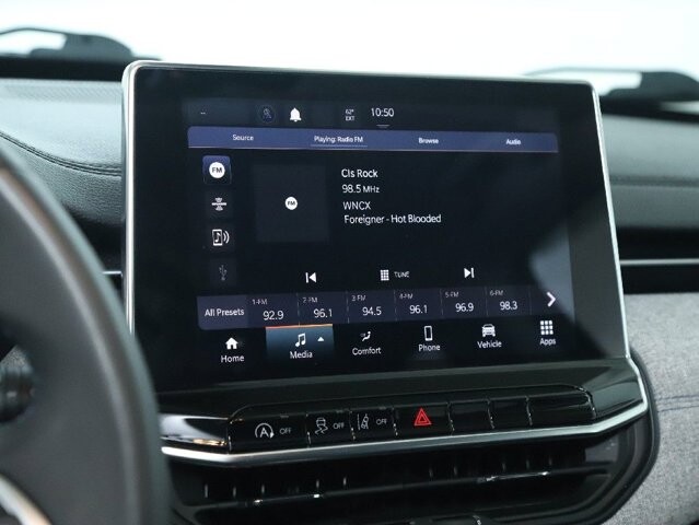 2022 Jeep Compass in Bedford, OH 44146 - 18077067 25