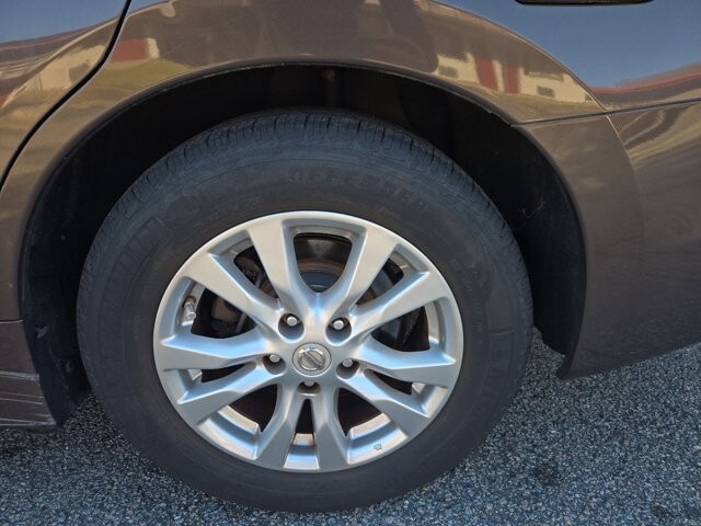 2014 Nissan Altima in Virginia Beach, VA 23464 - 18077077 11
